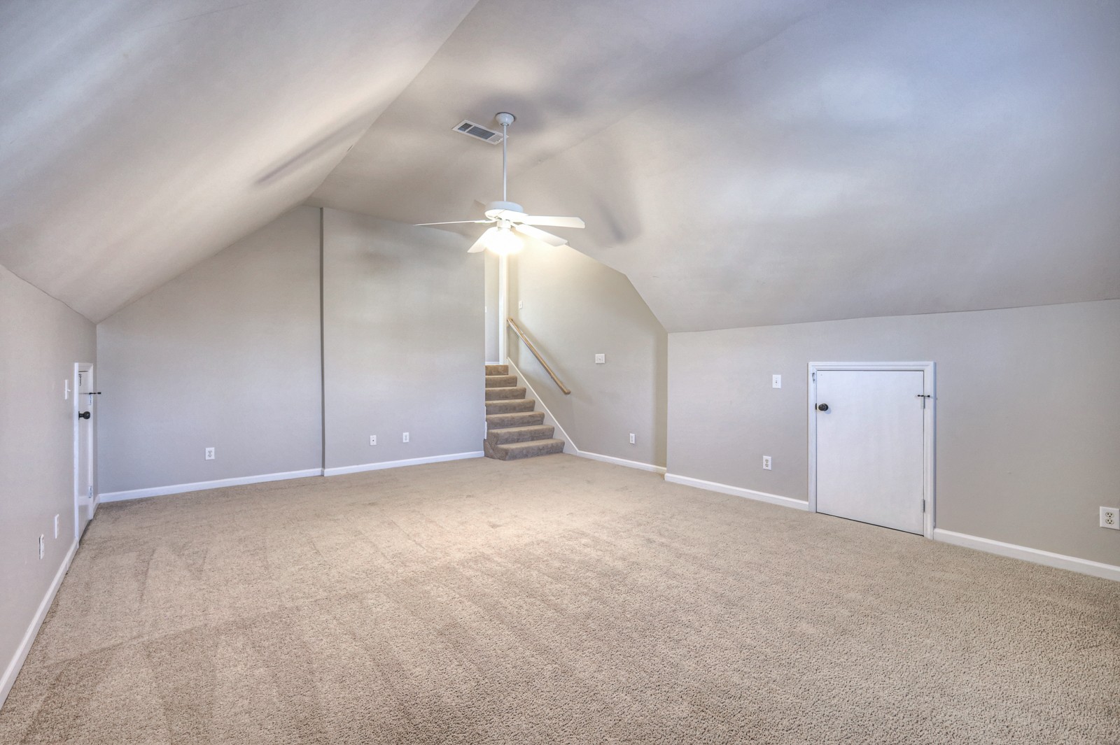 265 Stanley Park Ln