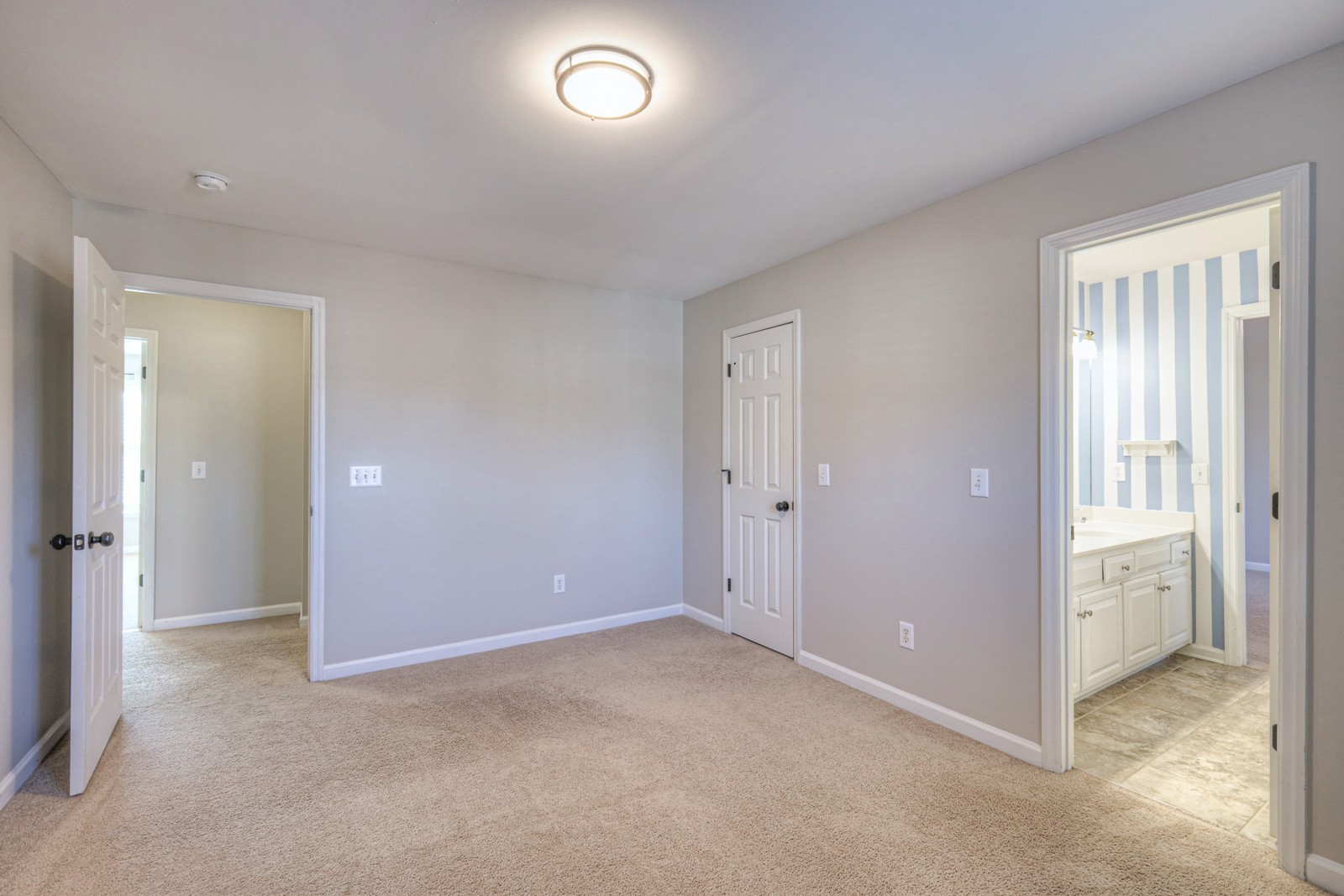 265 Stanley Park Ln