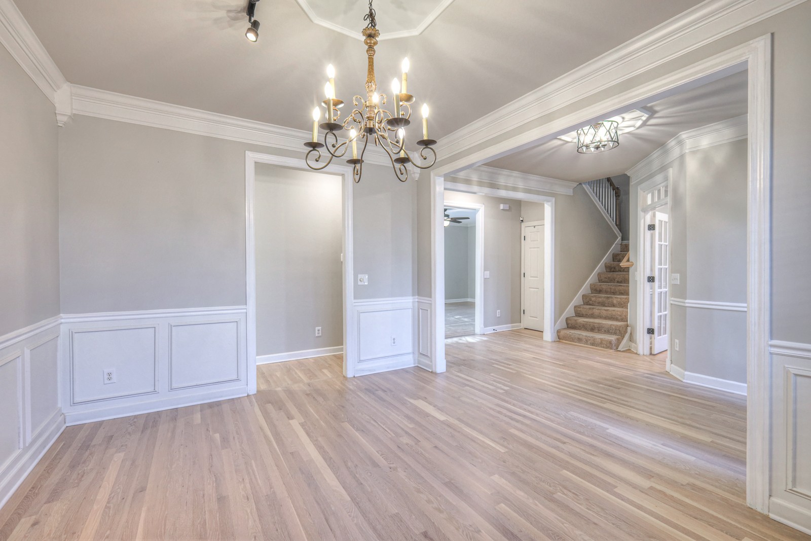 265 Stanley Park Ln