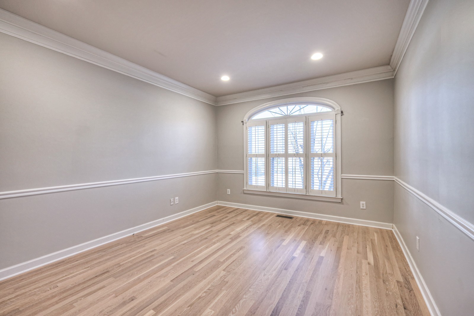 265 Stanley Park Ln