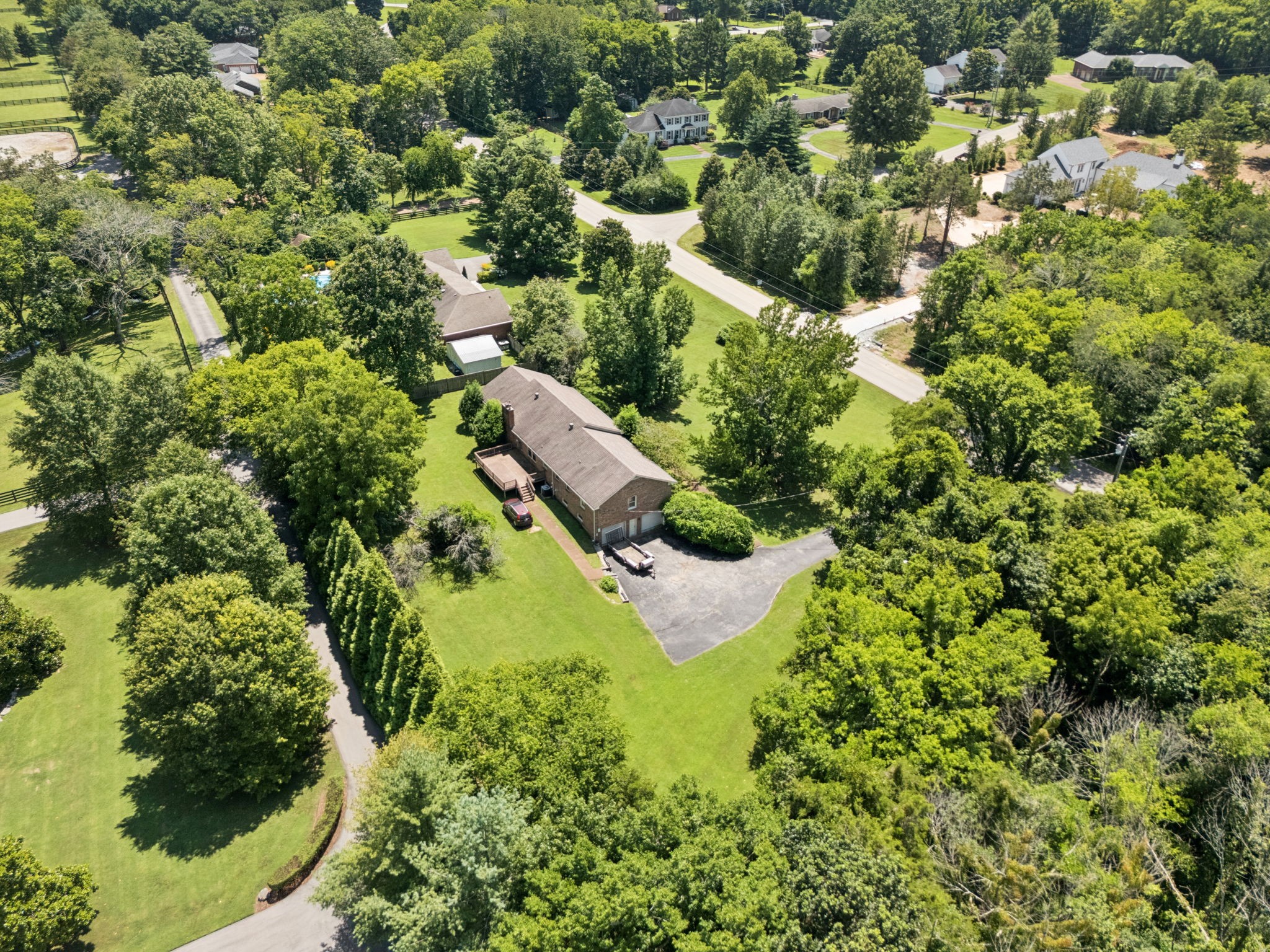 1214 Hunters Trail Dr