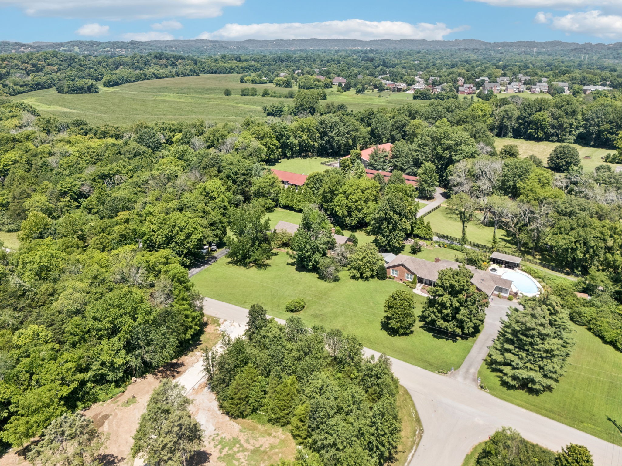 1214 Hunters Trail Dr