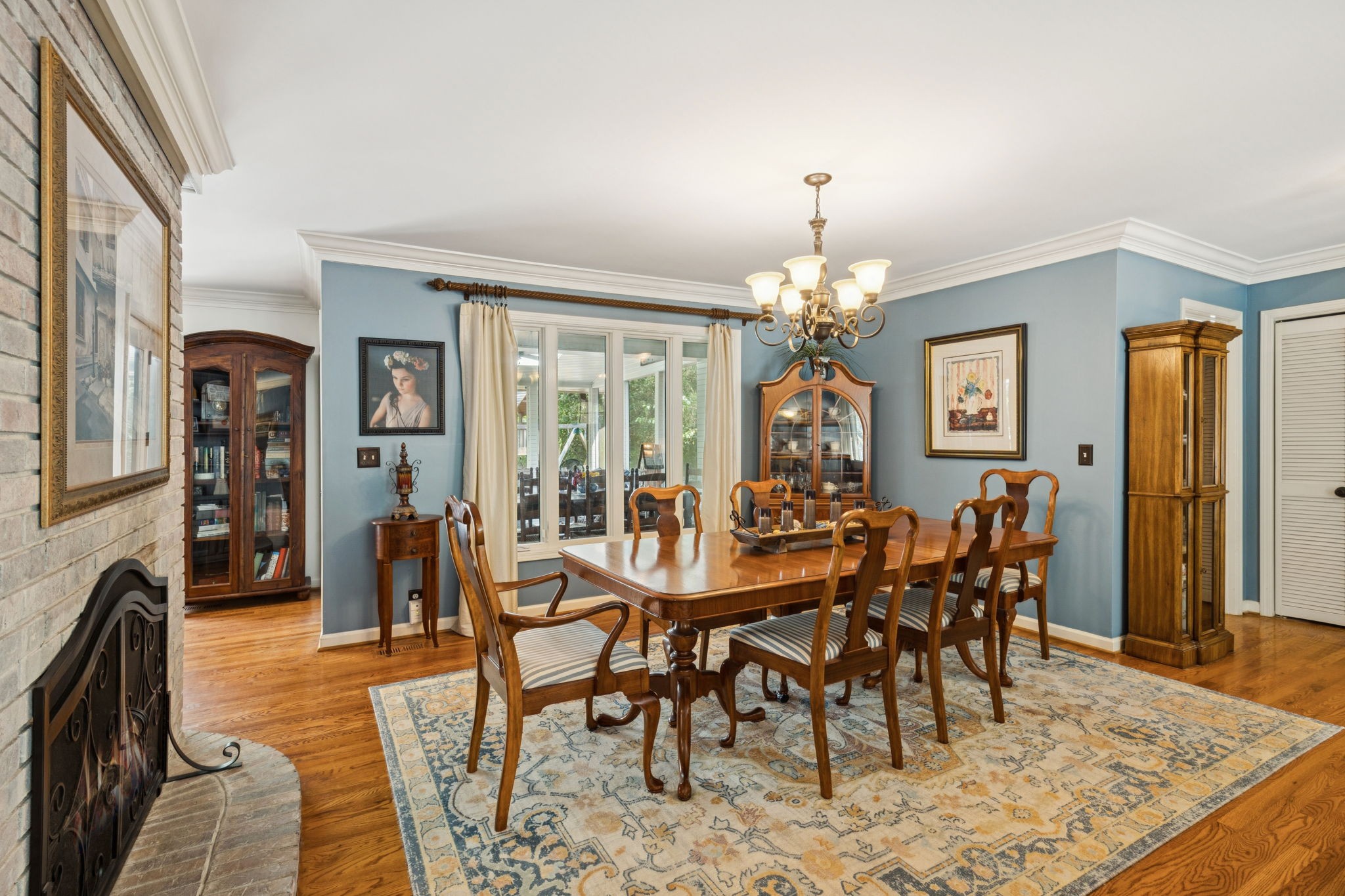 1004 Perkins Ln