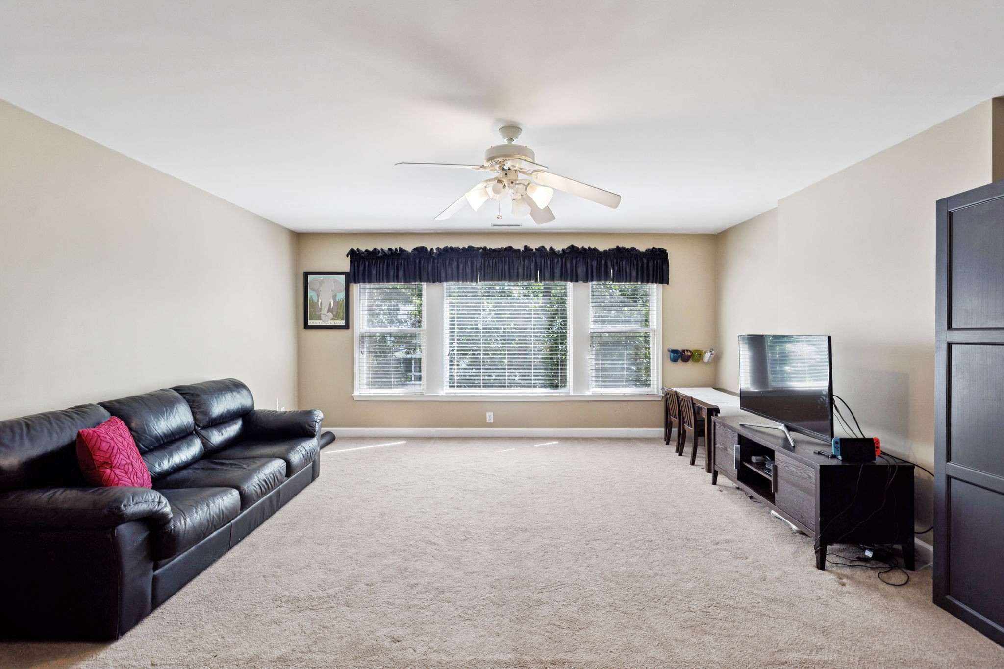 123 Carphilly Cir