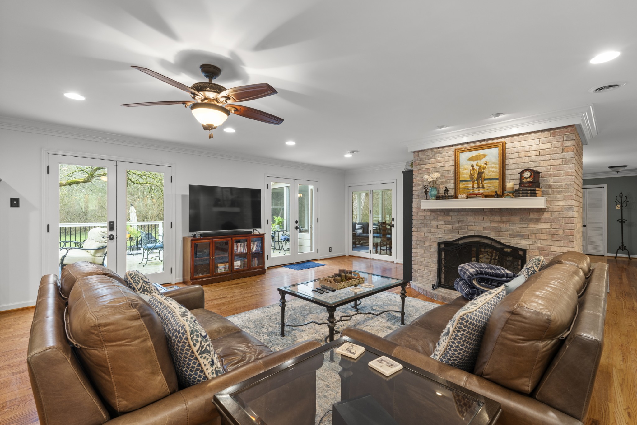 1004 Perkins Ln