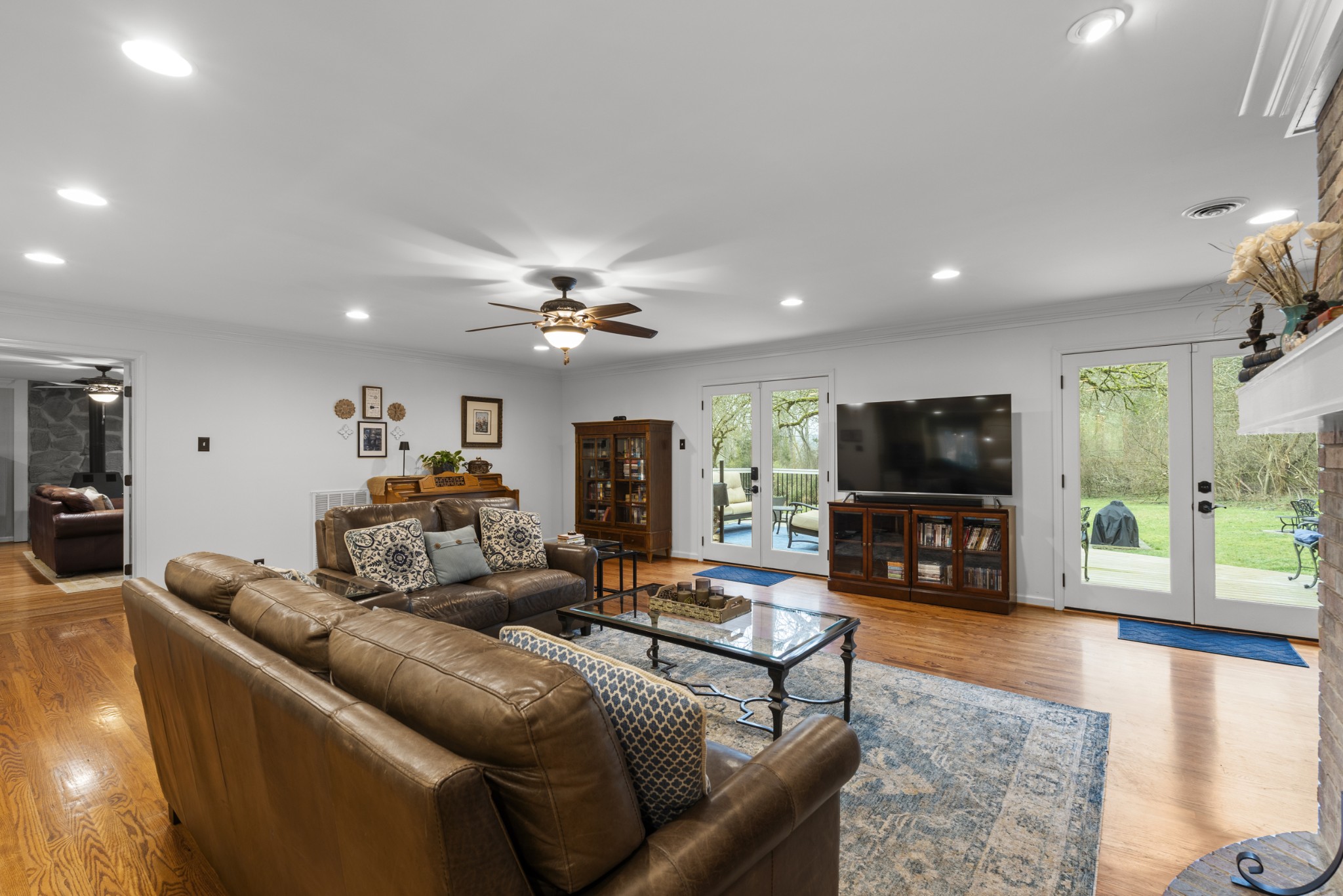 1004 Perkins Ln