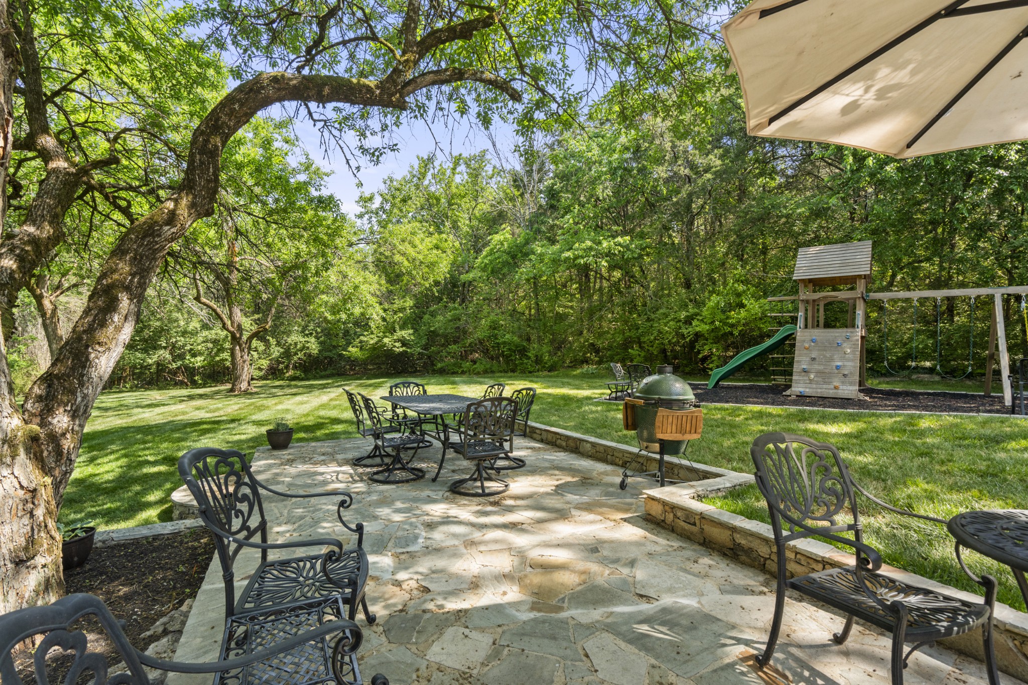 1004 Perkins Ln