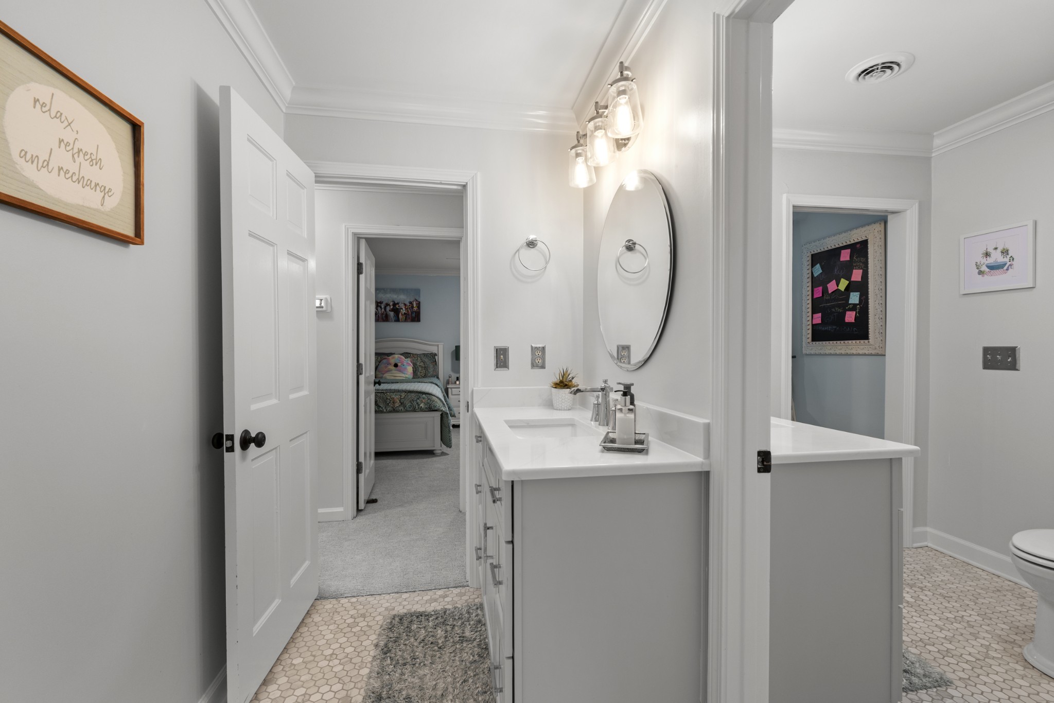 1004 Perkins Ln