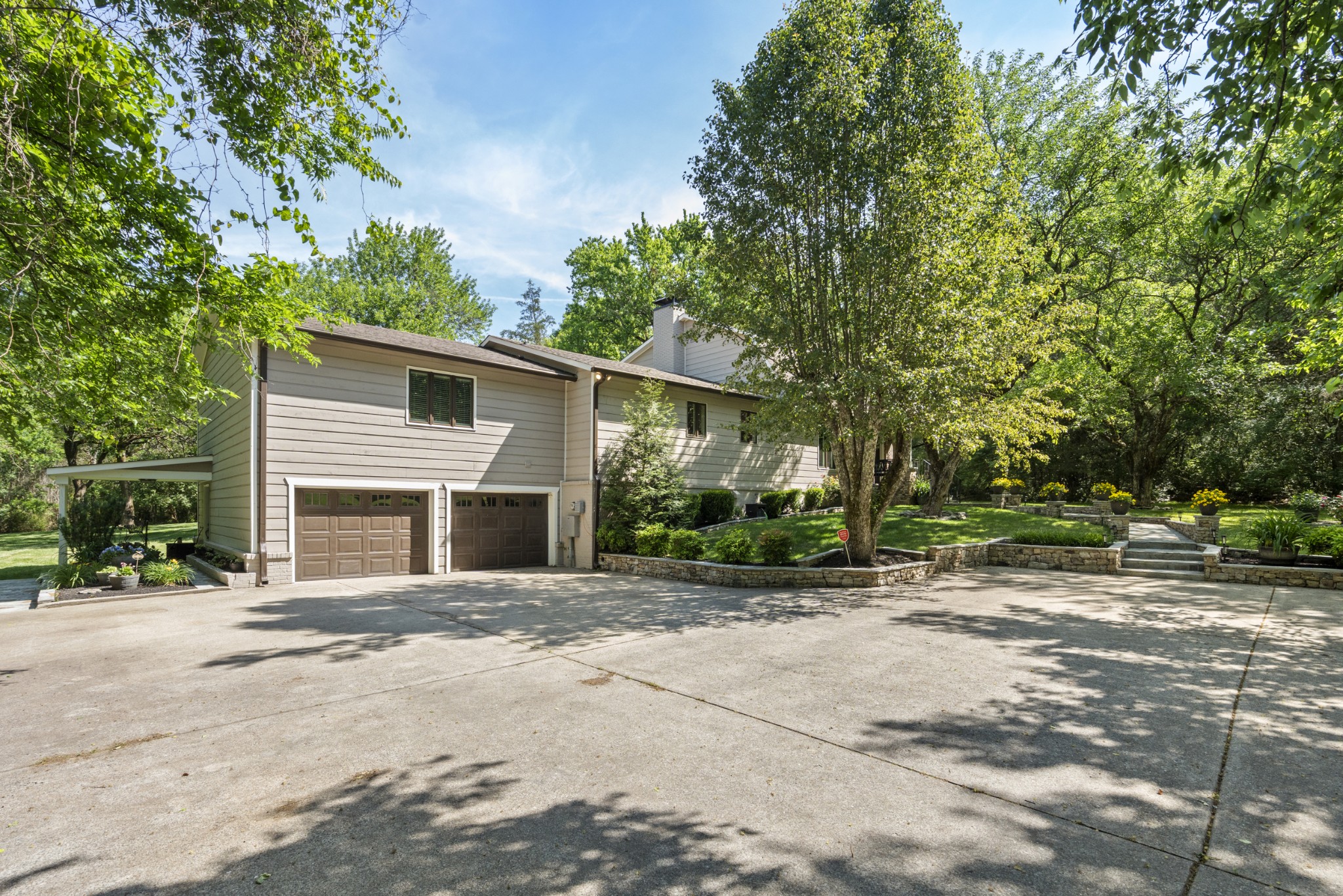 1004 Perkins Ln
