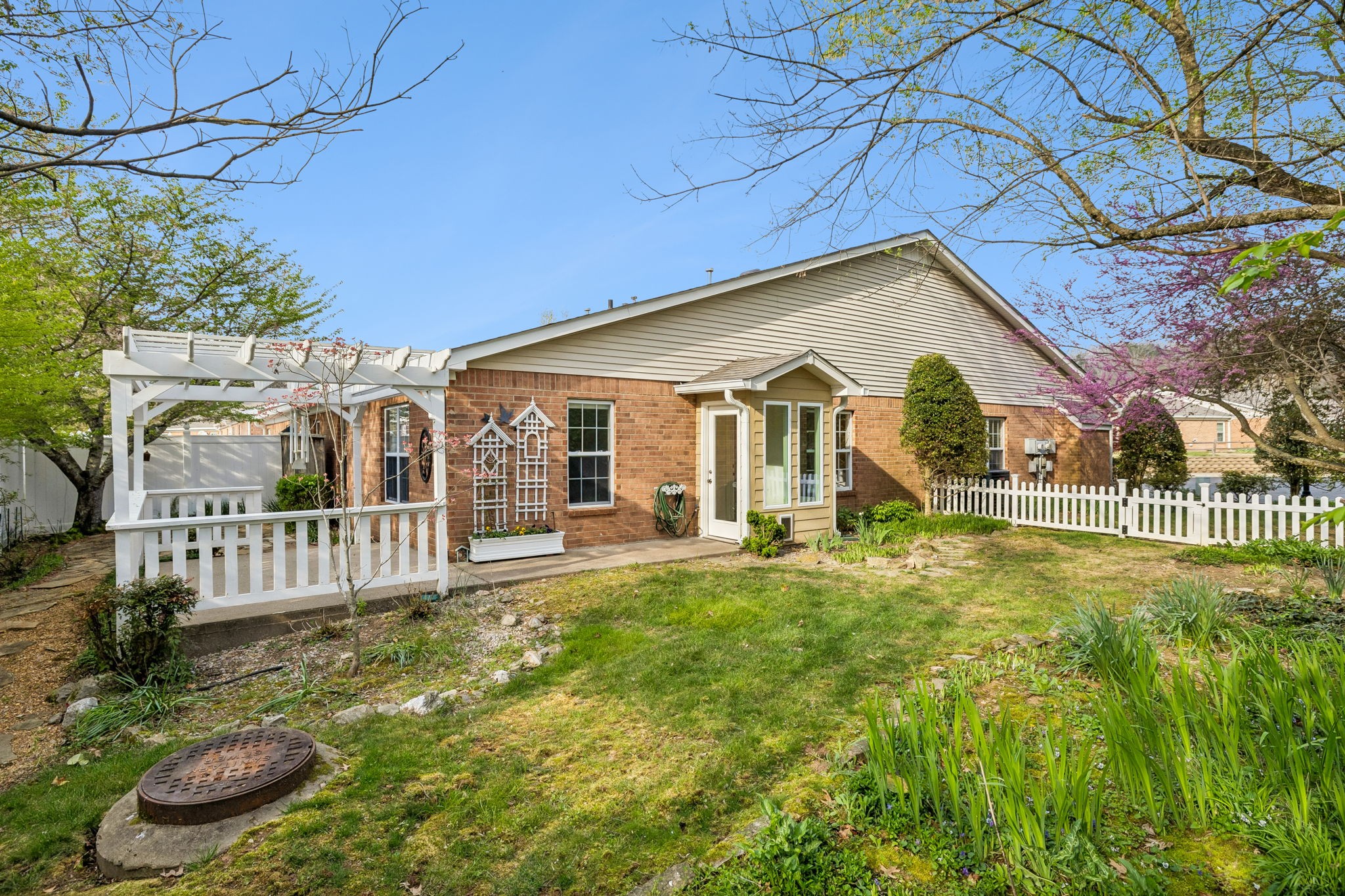45 Chadwell Ln