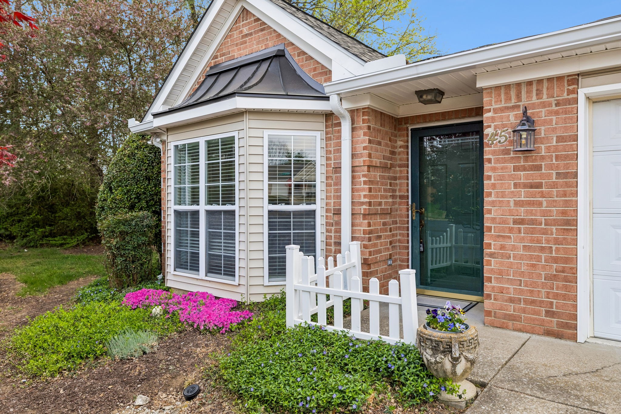 45 Chadwell Ln