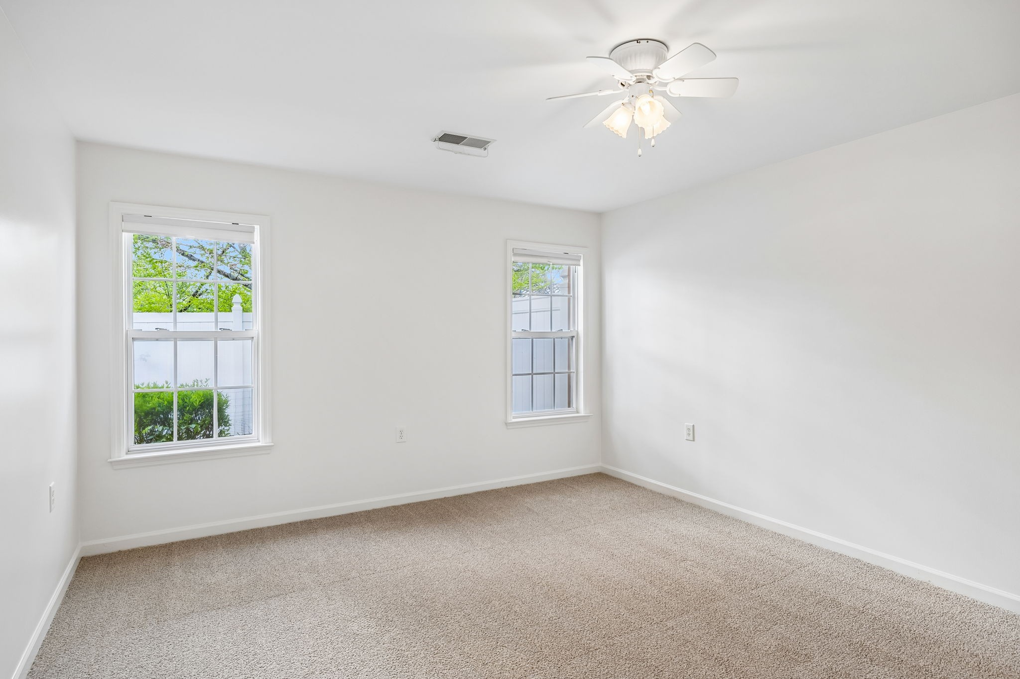45 Chadwell Ln