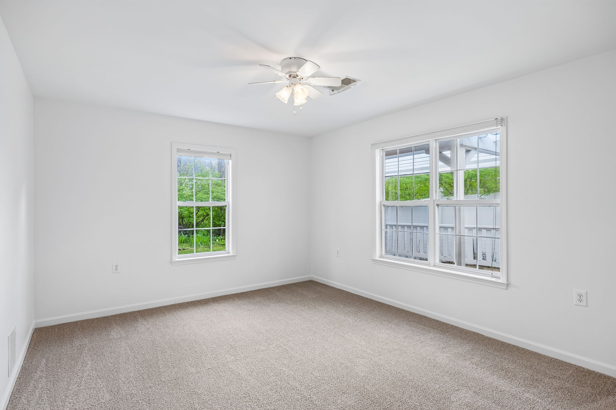 45 Chadwell Ln