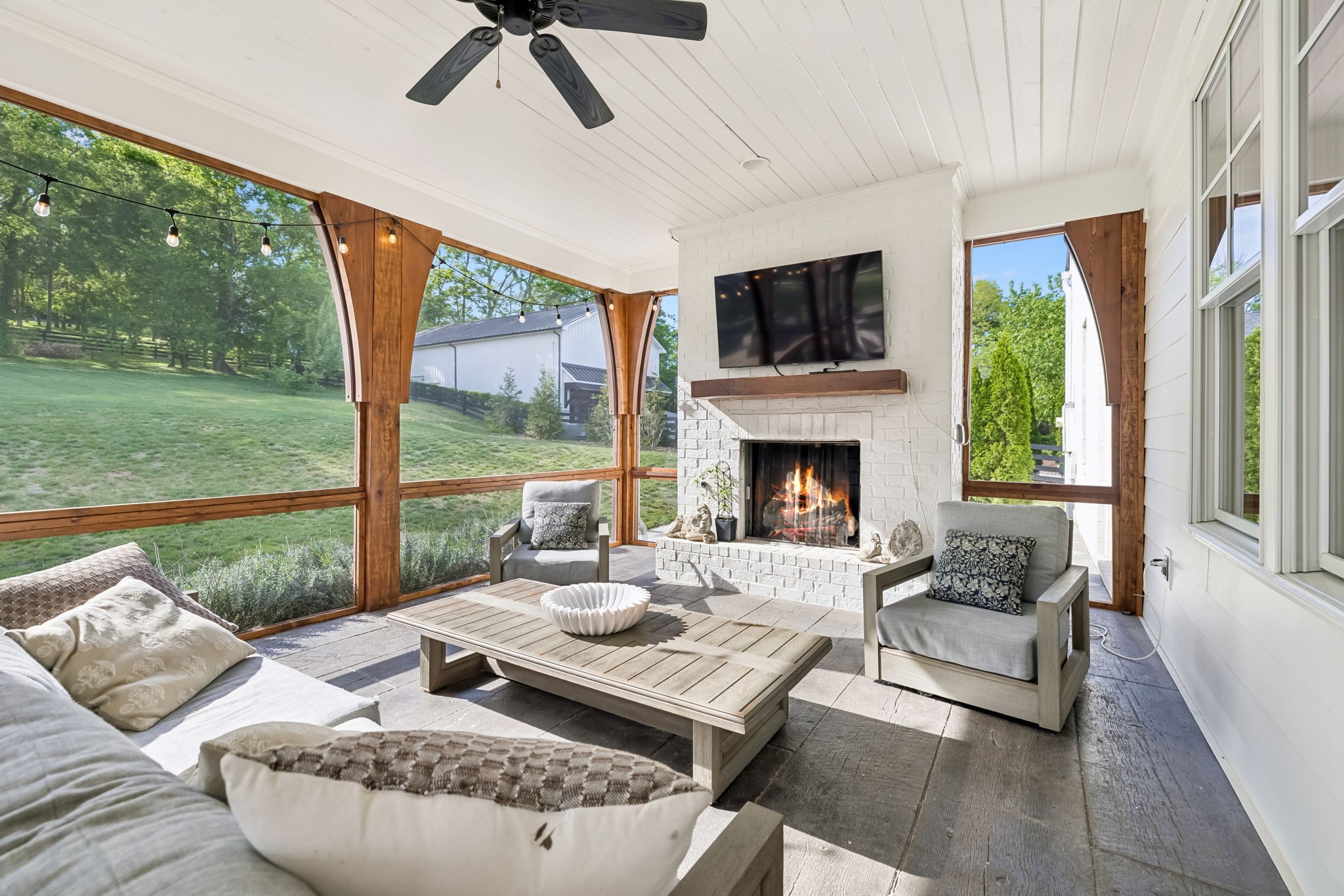 2652 McLemore Rd