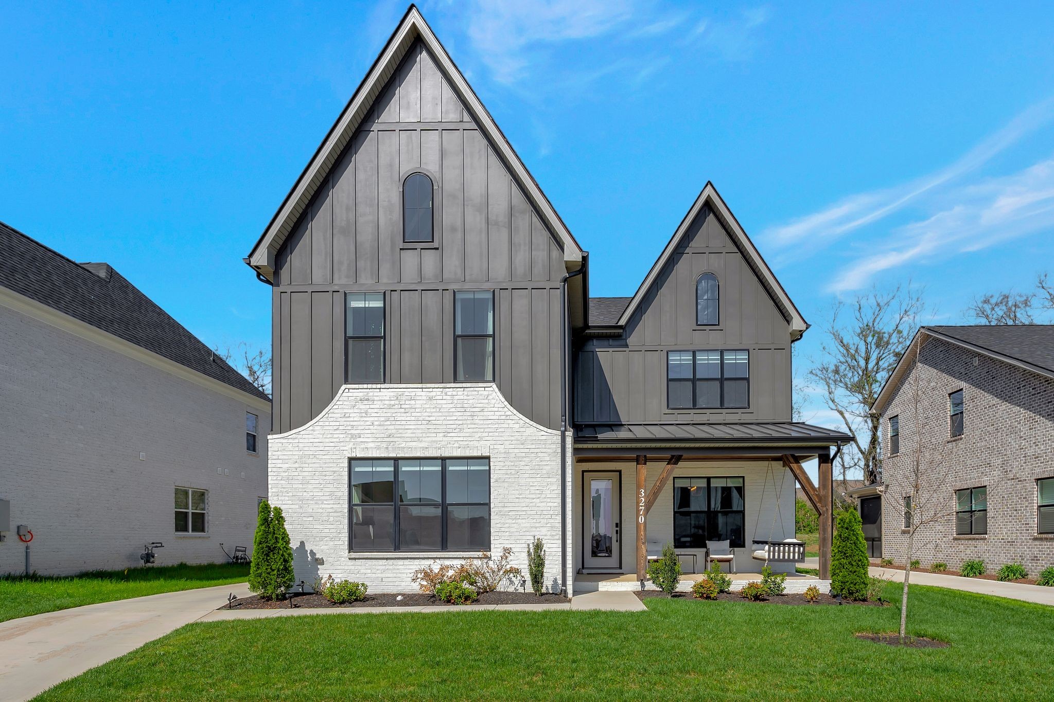 3270 Sassafras Ln