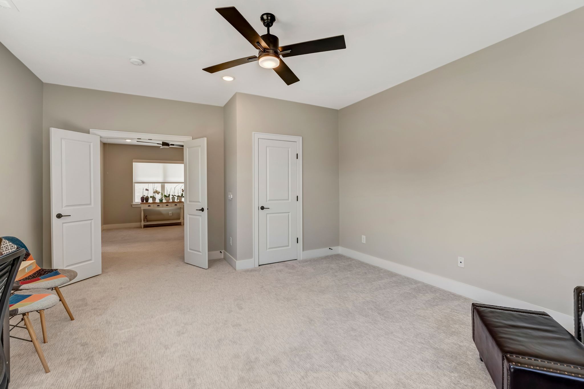 3270 Sassafras Ln