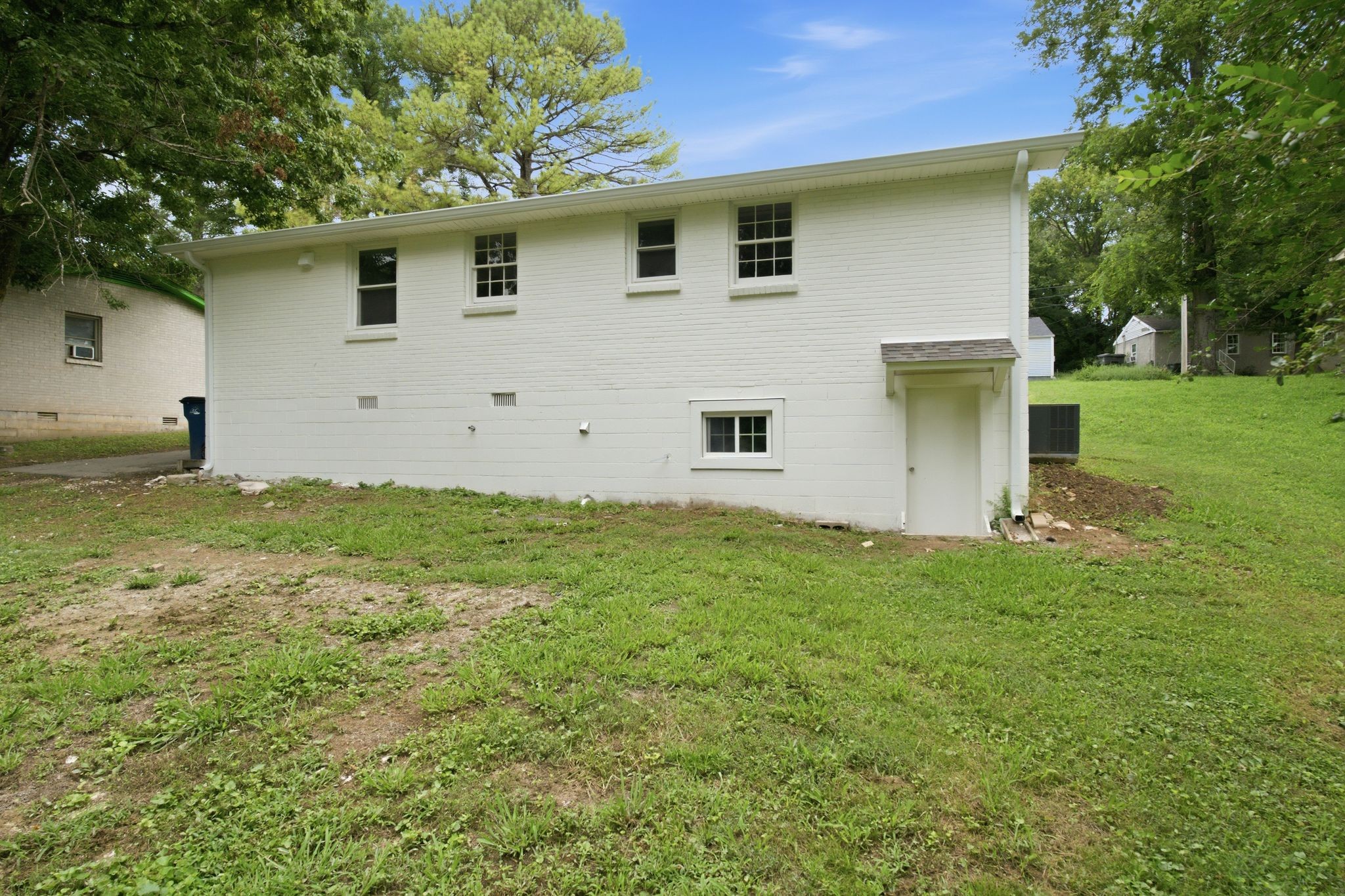 107 Rainbow Cir