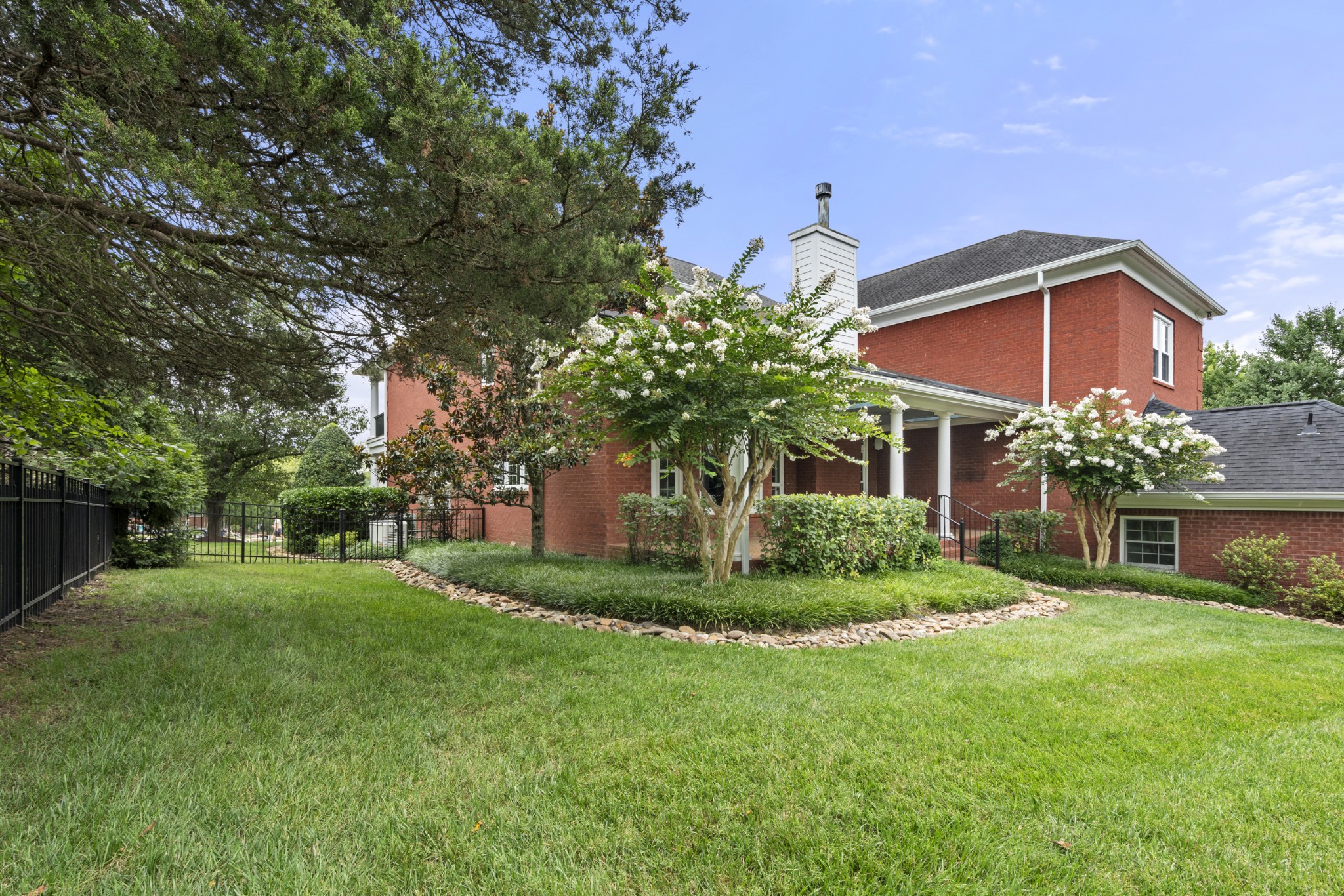 310 Fountainbrooke Dr