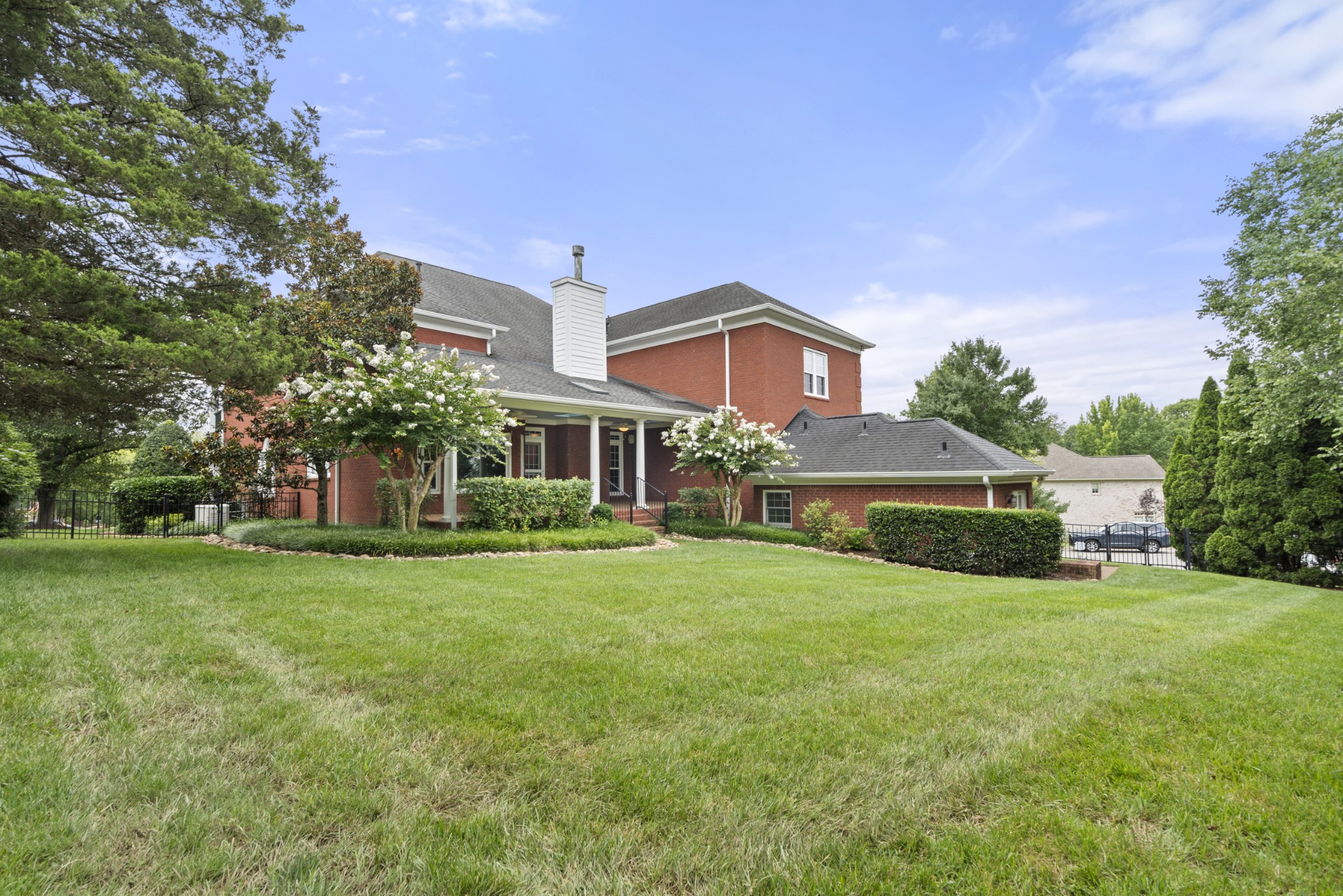 310 Fountainbrooke Dr