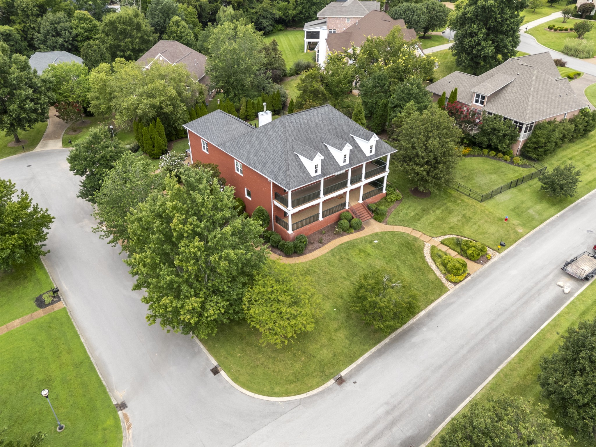 310 Fountainbrooke Dr