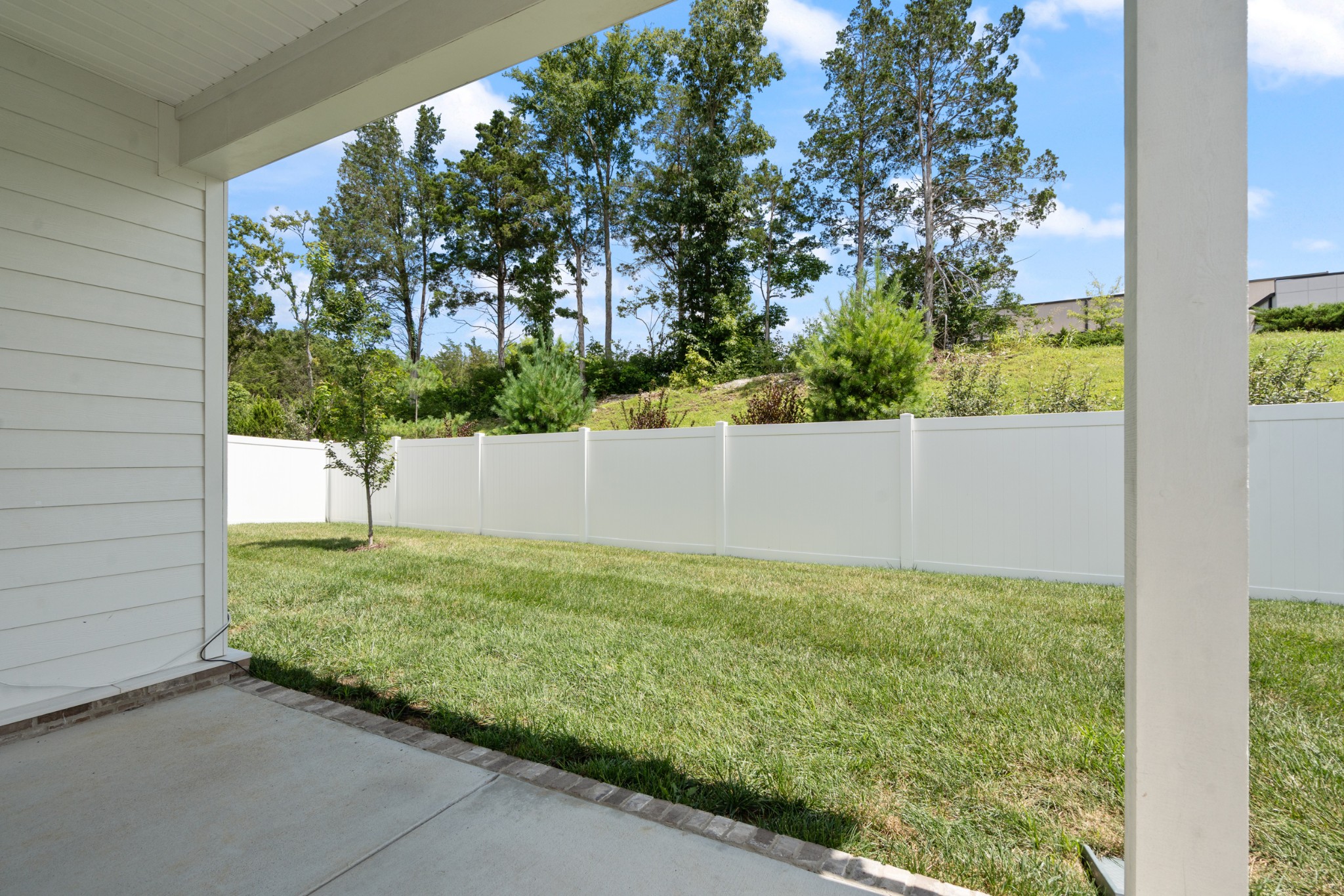 709 Fordham Dr