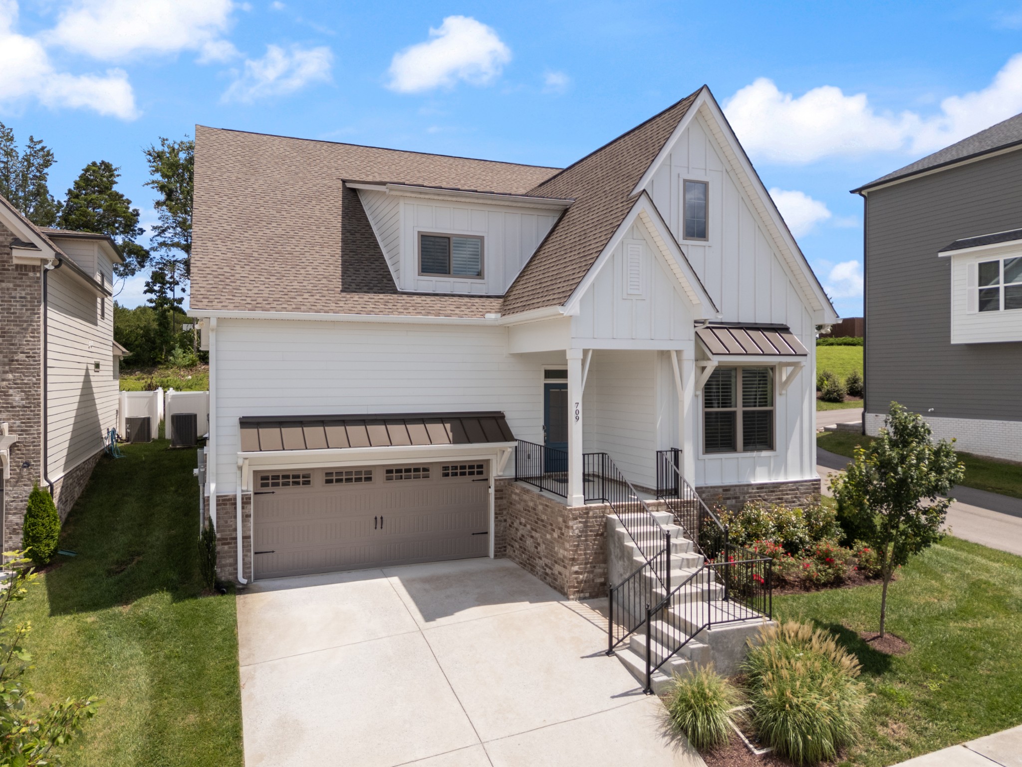 709 Fordham Dr