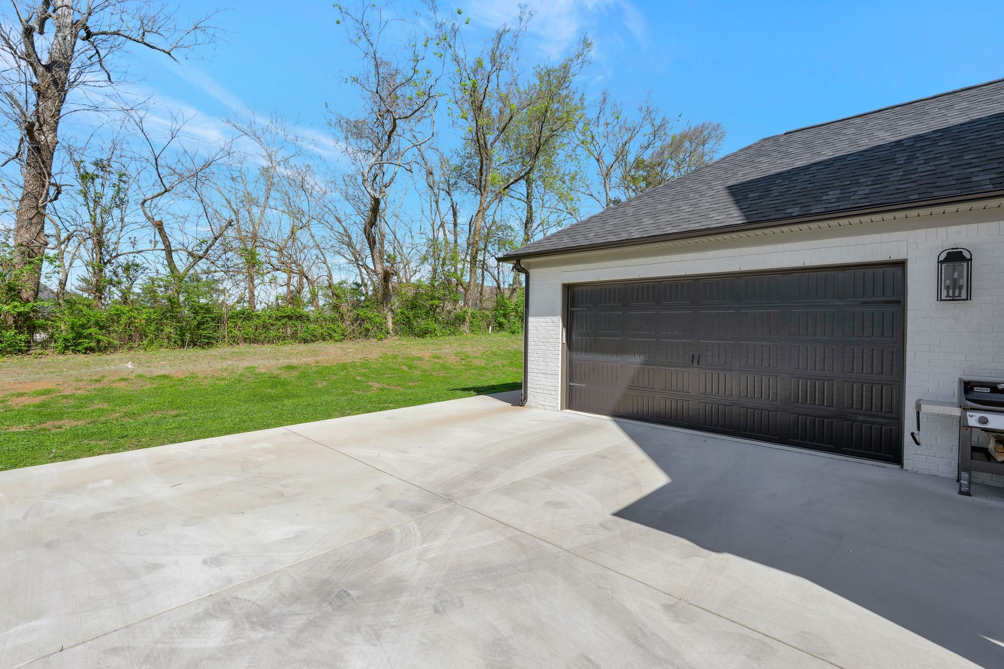 3270 Sassafras Ln