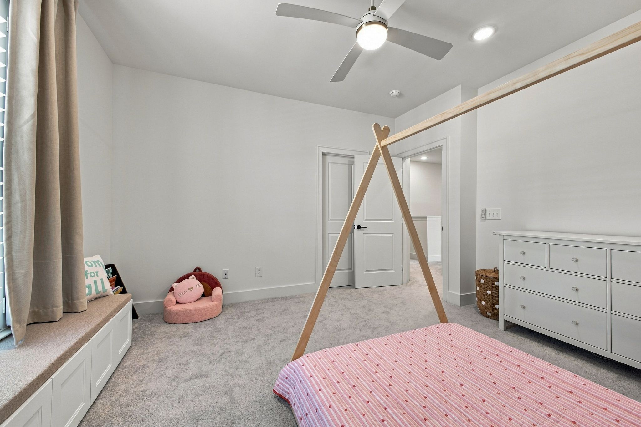 3487 Burgate Trl