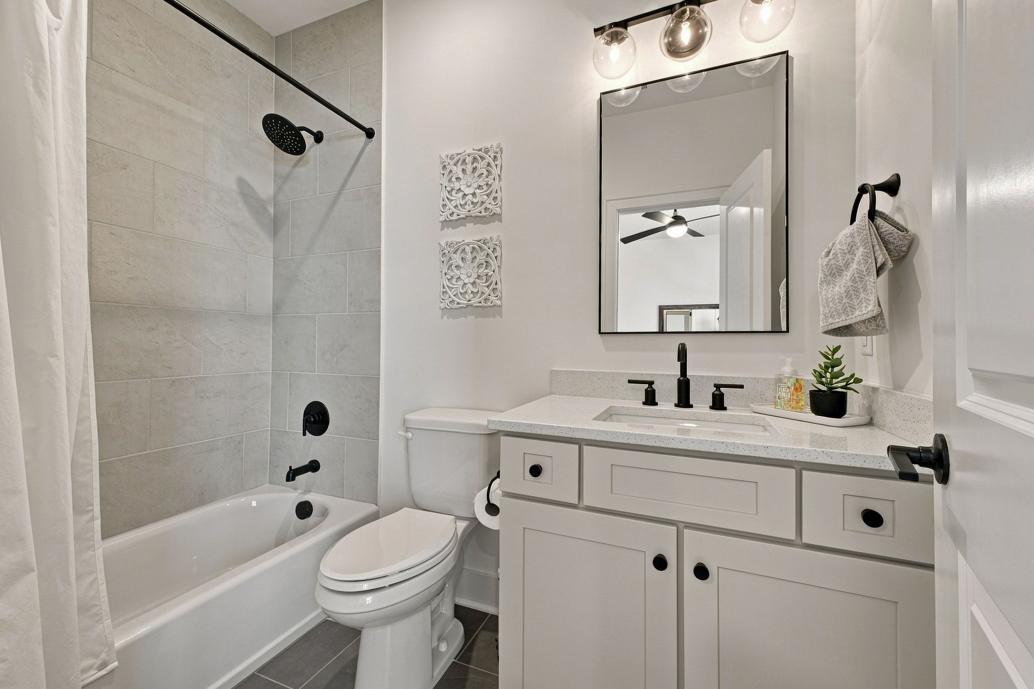 3487 Burgate Trl