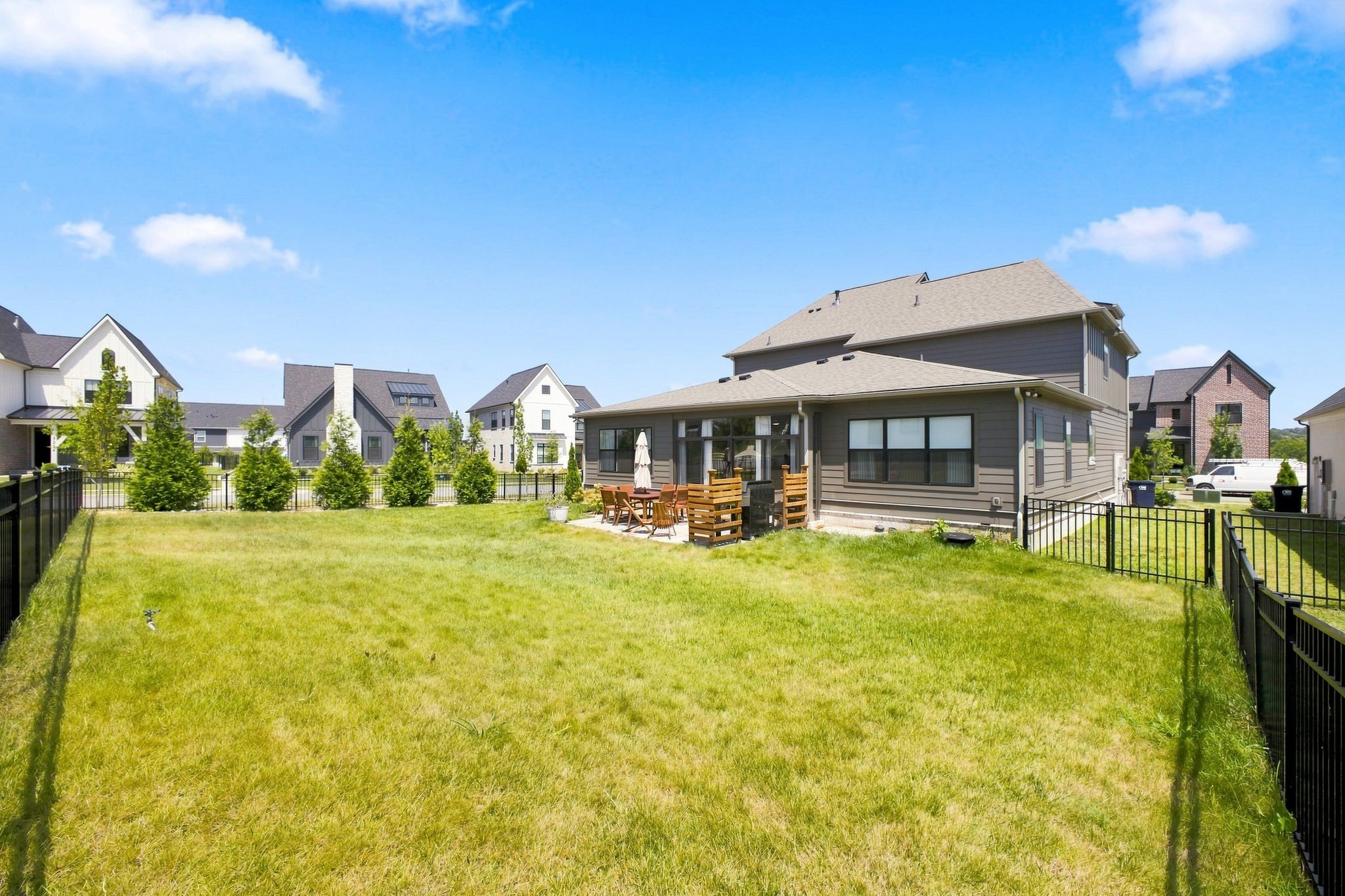 3487 Burgate Trl