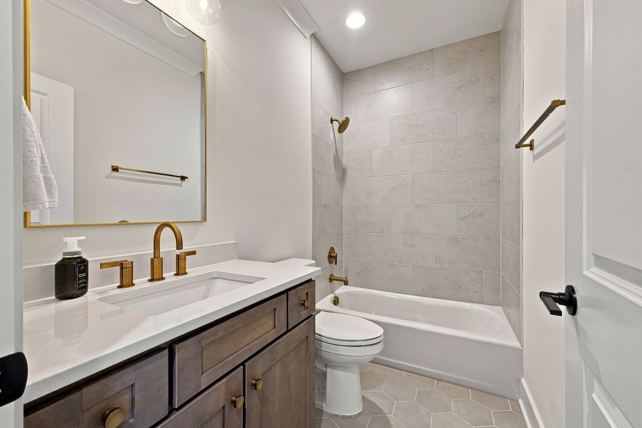 3487 Burgate Trl