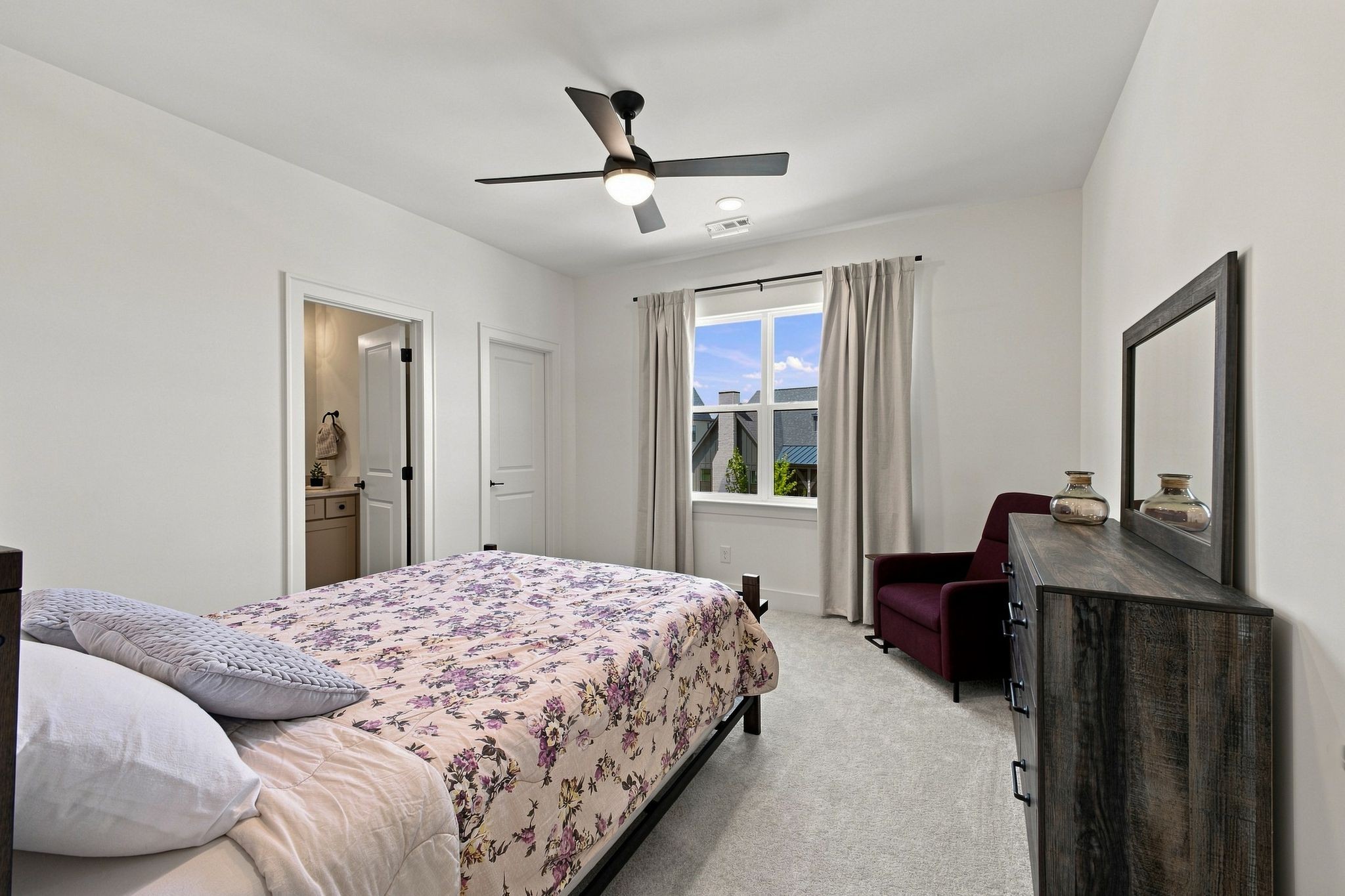 3487 Burgate Trl
