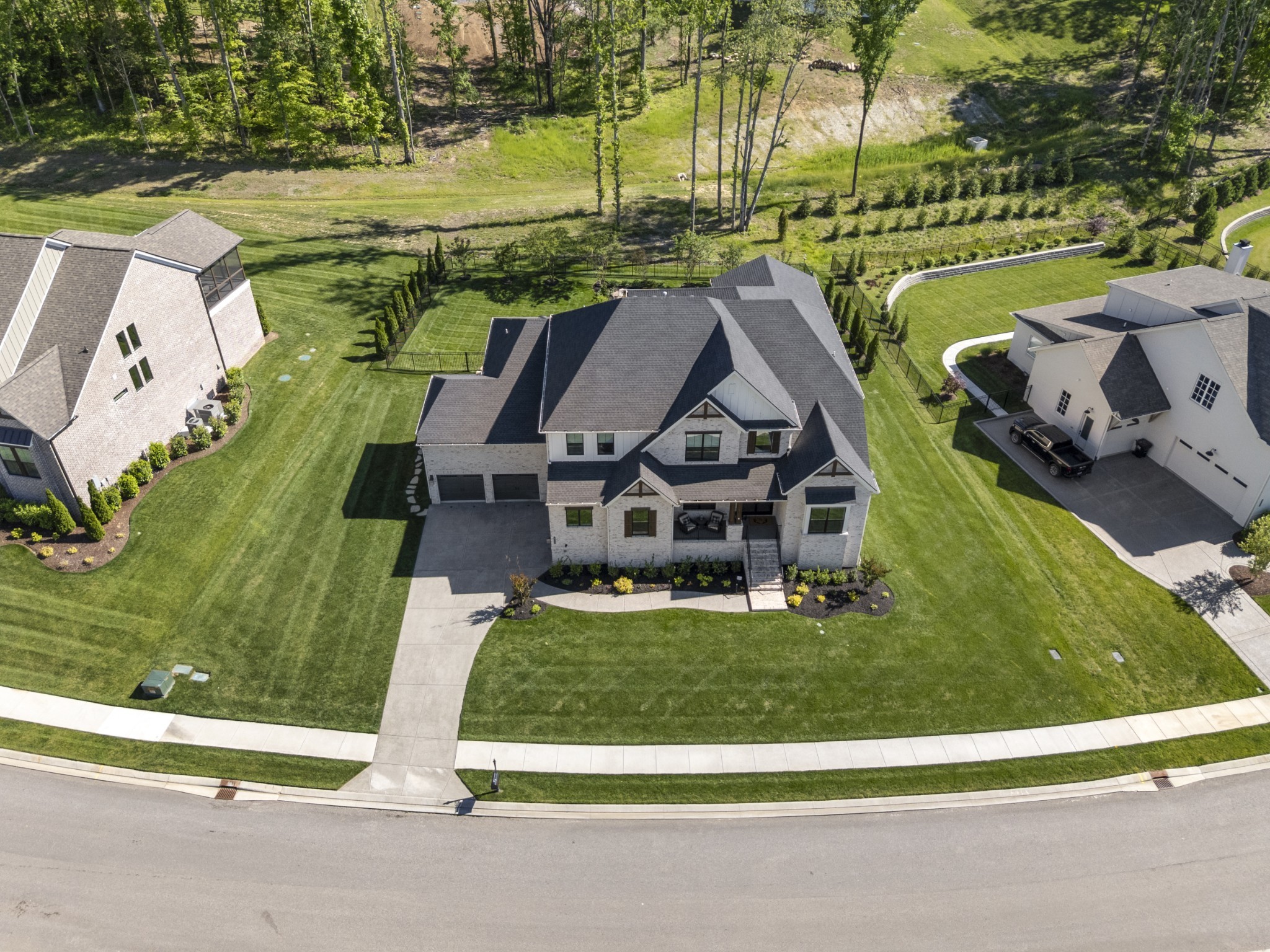 4712 Majestic Meadows Dr