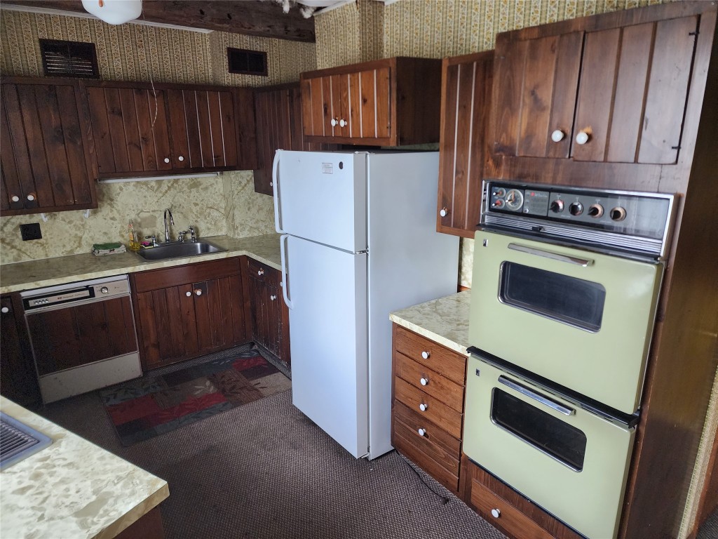 4030 Pennsylvania Avenue