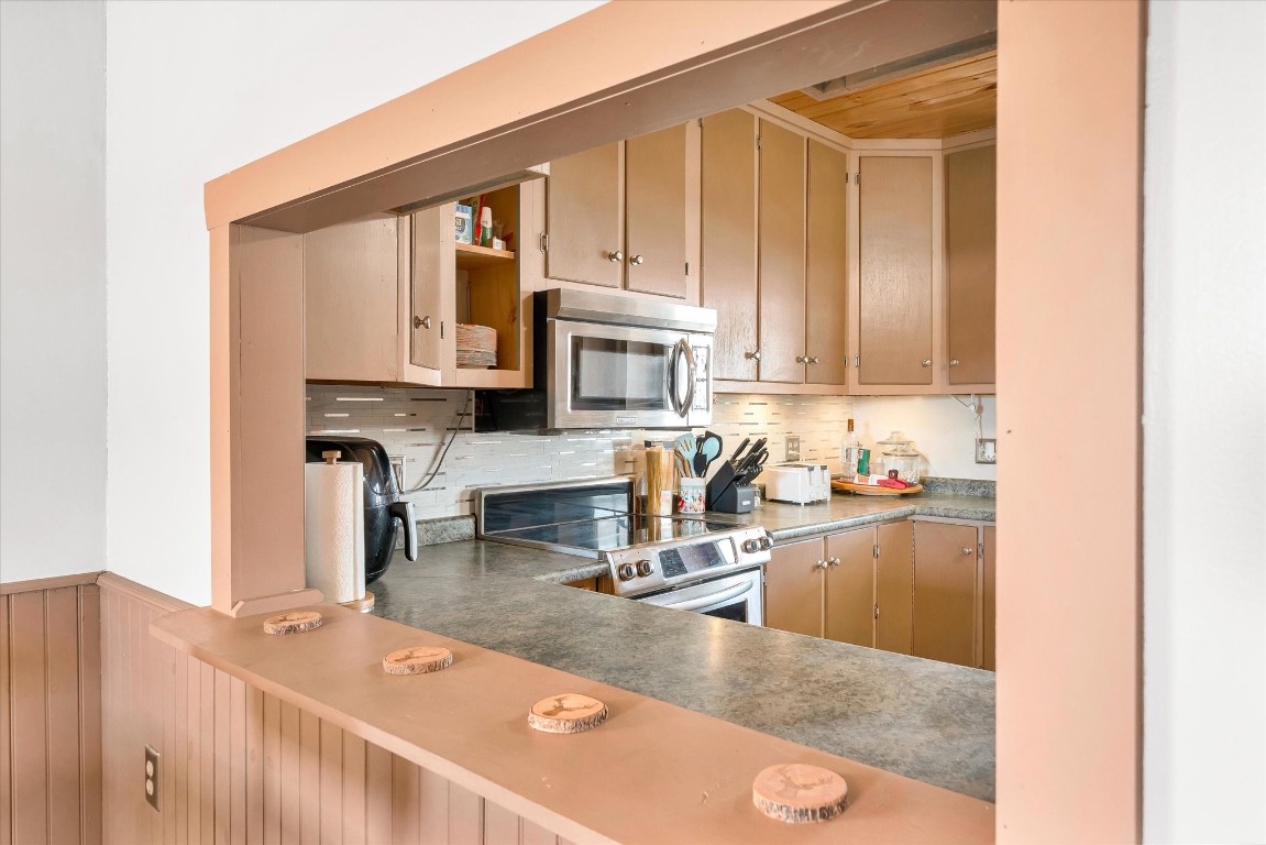 235 Painter Hill Road