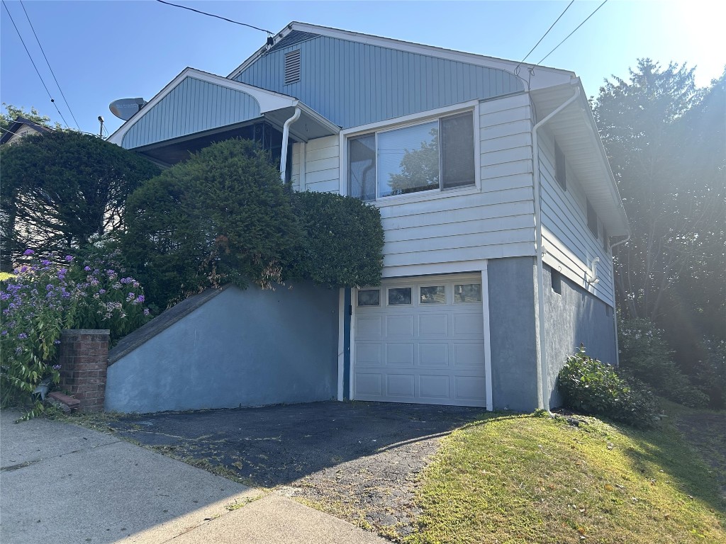 120 N Harrison Street N