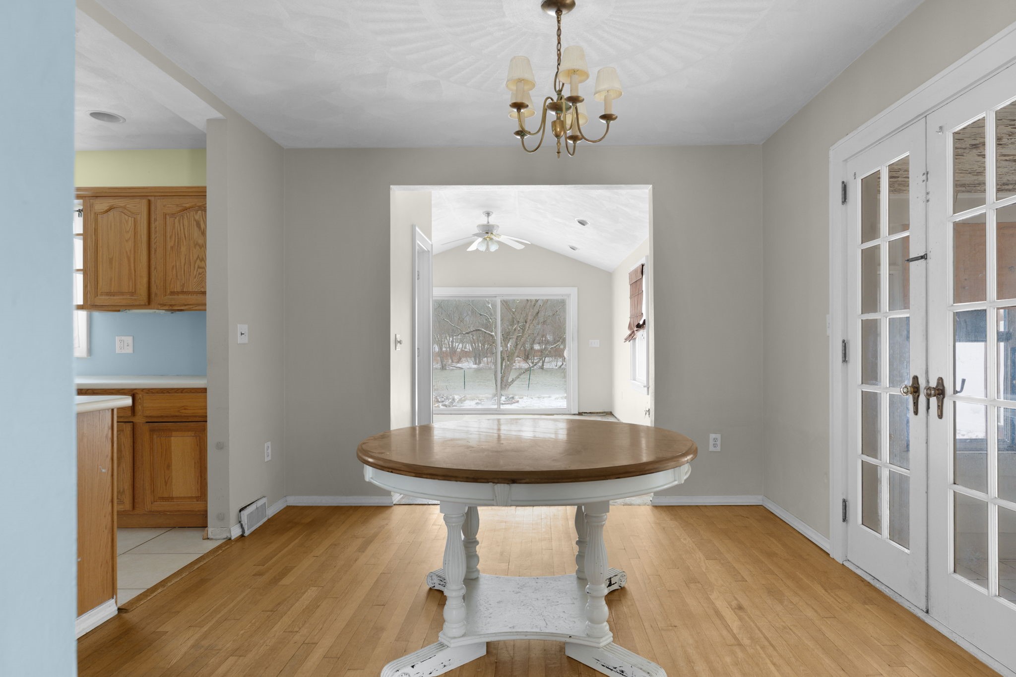 2104 Riverview Drive