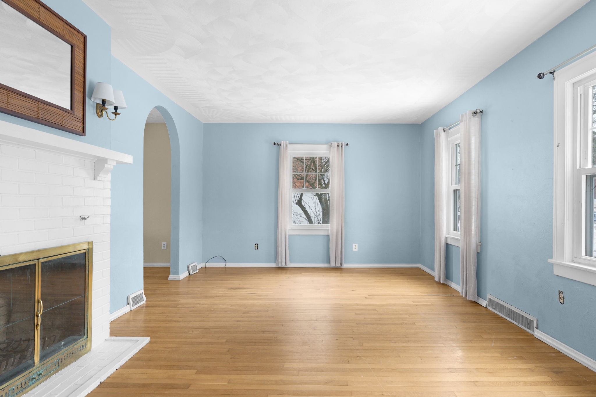 2104 Riverview Drive