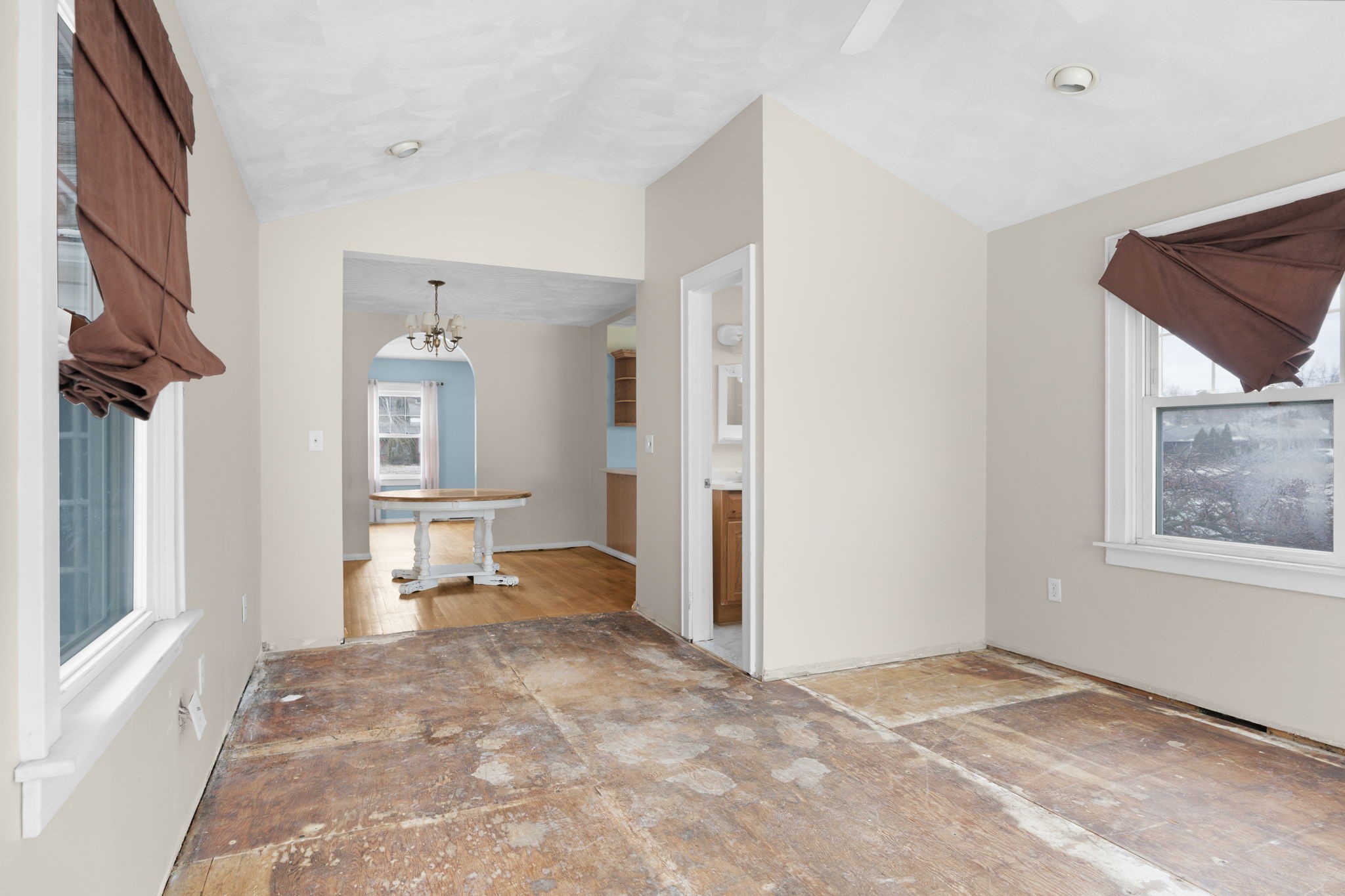 2104 Riverview Drive