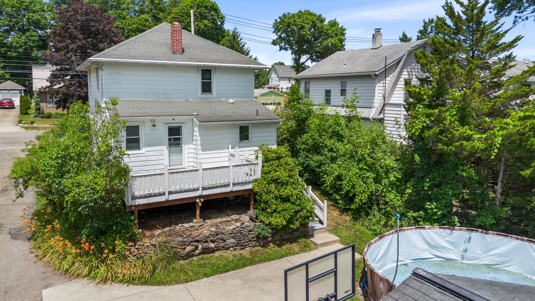 108 W Valley Street