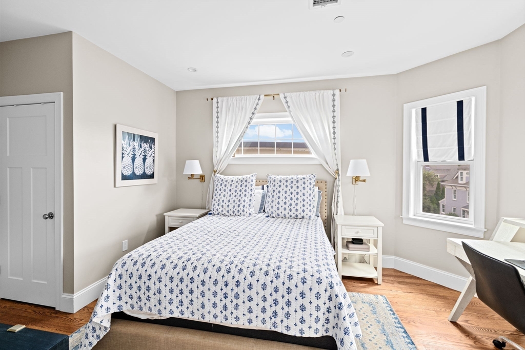 89 Sydney Street # 3