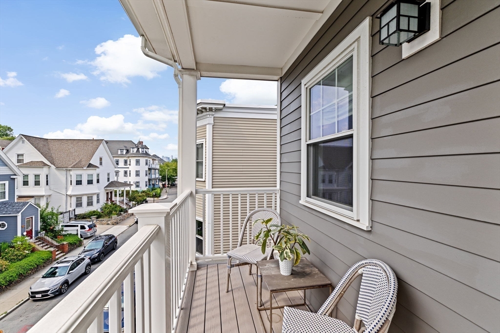 89 Sydney Street # 3