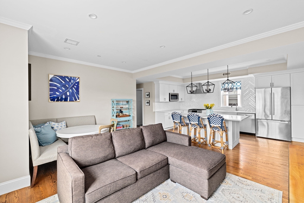 89 Sydney Street # 3