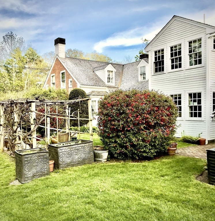 506 Main Street