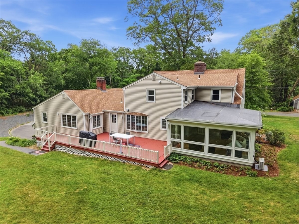 89 River Rd