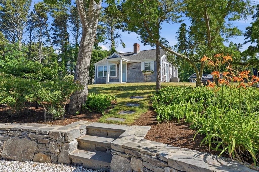 79 Cranberry Lane