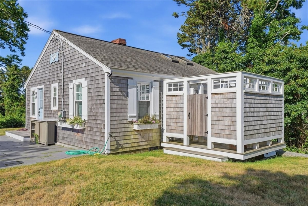 79 Cranberry Lane