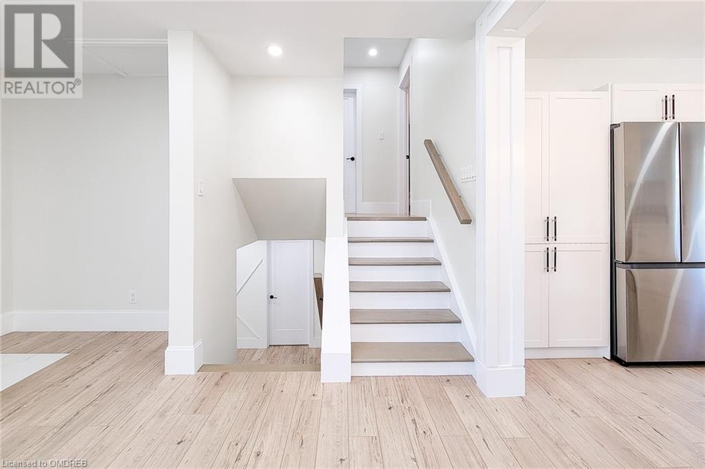 602 JENNIFER Crescent