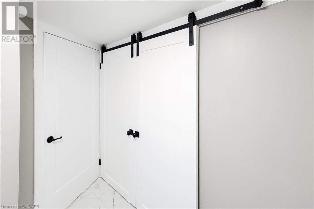 602 JENNIFER Crescent