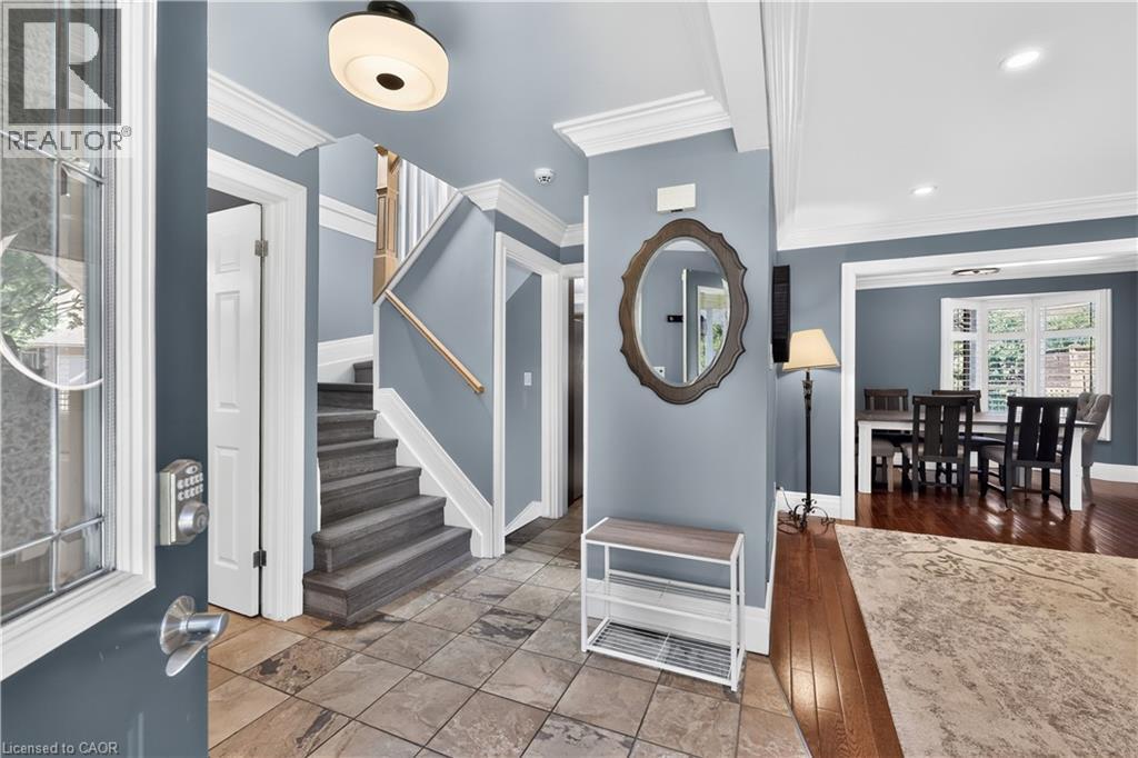 2102 SALMA Crescent